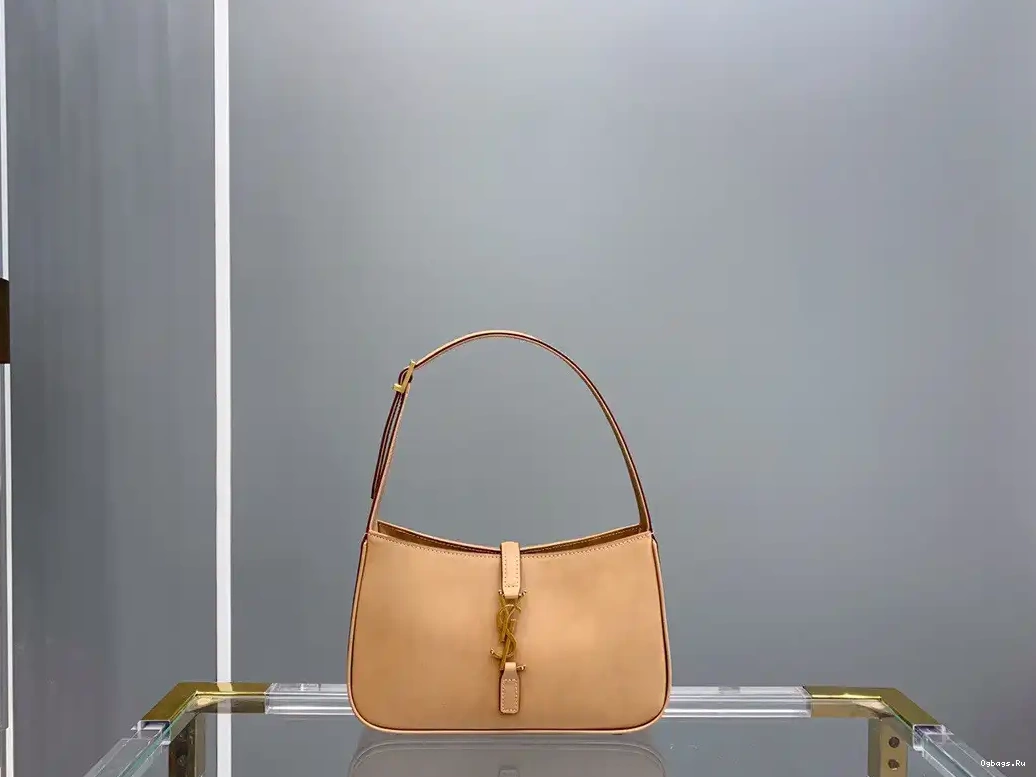 BAG LE À YSL HOBO 5 7 0604